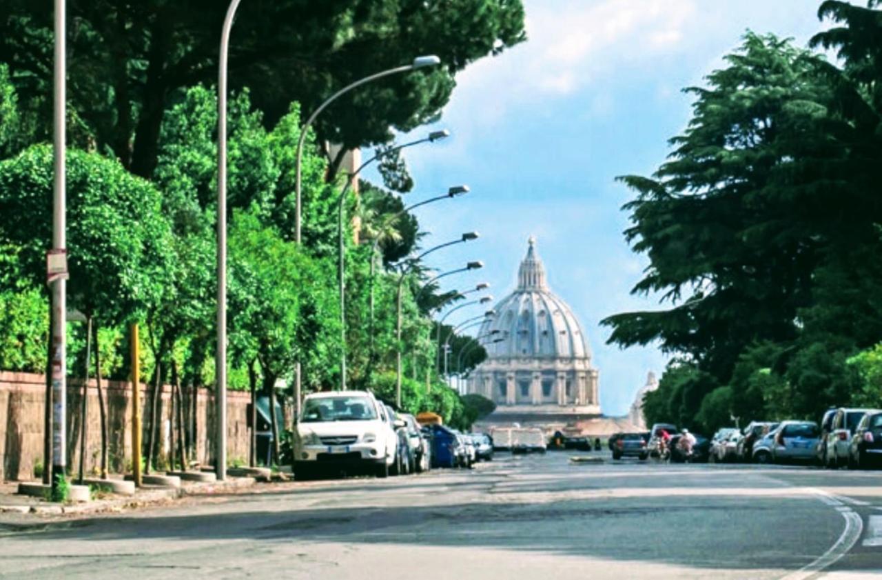 Ferienwohnung Vatican Area Piccolomini House Superattico Ristrutturato E Arredato Rom Exterior foto